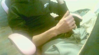 Guill94mo webcam model stream image