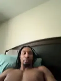 Boy_Kino webcam model stream image