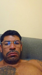 Leonsalvajexxx webcam model stream image