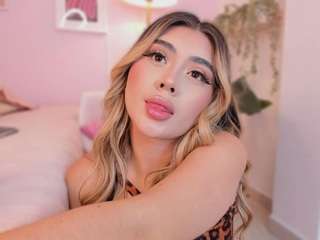 little-natt webcam model stream image