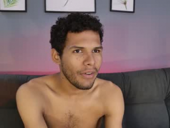 mialuxx webcam model stream image