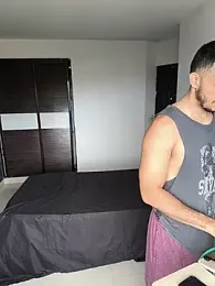 TeddyBear_07 webcam stripchat model stream image