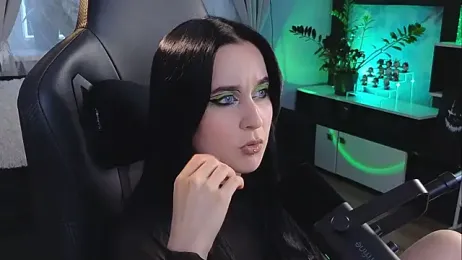 KiraLiLime webcam stripchat model stream image