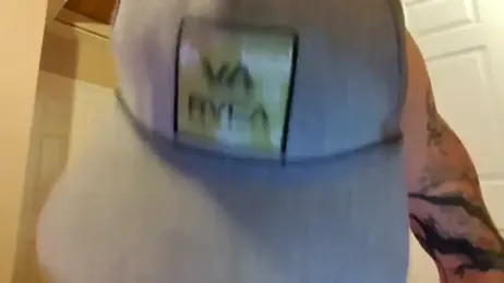 Huntzg23 webcam stripchat model stream image