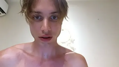 Cryptikov webcam stripchat model stream image