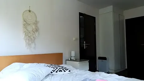 Cryptikov webcam stripchat model stream image