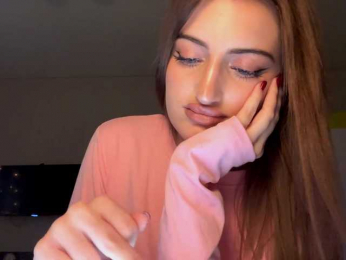 AuraLahrman webcam model stream image