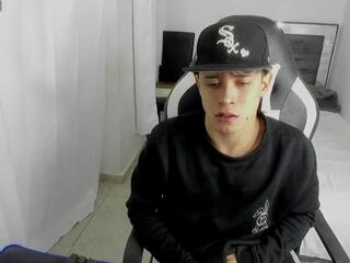 Jose Bermudez webcam flirt4free model stream image