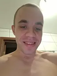 TvoY_bOy1 预览图