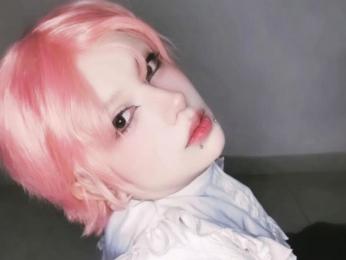 YuriKay webcam livejasmin model stream image