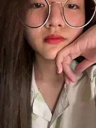 Krixxi22 webcam stripchat model stream image