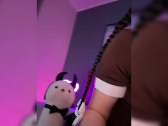 Businka13 webcam bongacams model stream image