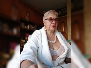 SweetCherry00 webcam model stream image