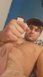 Keetoncaery webcam cam4 model stream image