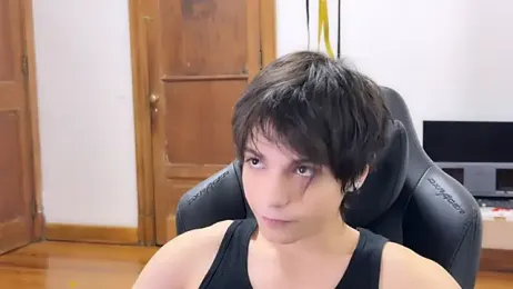 SasukeUhchiaa webcam model stream image