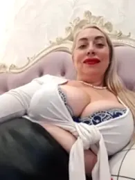 HotJanet webcam stripchat model stream image