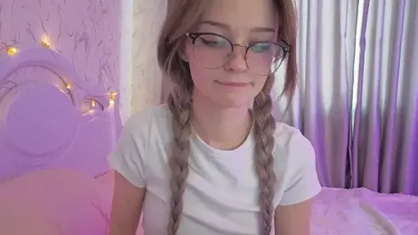 vialeta_baby webcam model stream image