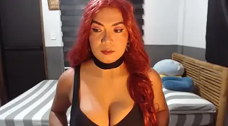 QueenTsRein webcam model stream image