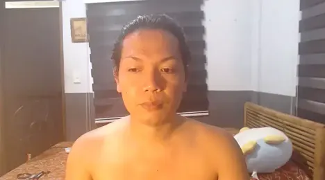 QueenTsRein webcam model stream image