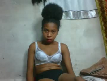 littlehotpanda webcam model stream image