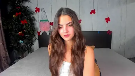 Milana_Crystal_ webcam model stream image