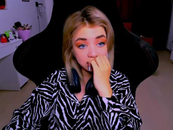 BabyNicole webcam model stream image