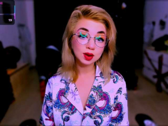 BabyNicole webcam bongacams model stream image