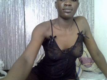 Prettieme12 webcam model stream image