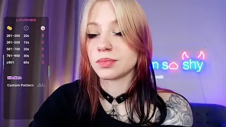 arielabradberry webcam stripchat model stream image