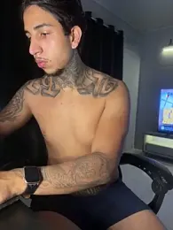 RealGdiass webcam model stream image