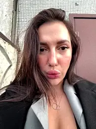 AleksandraRich webcam model stream image