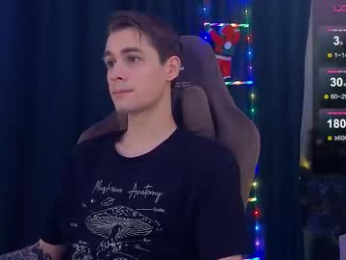 debugmee webcam model stream image