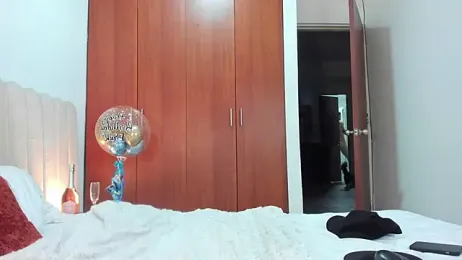 Dark_beauty2 webcam model stream image