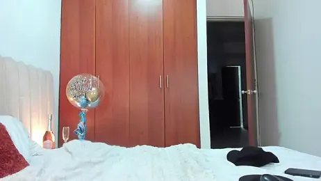 Dark_beauty2 webcam model stream image