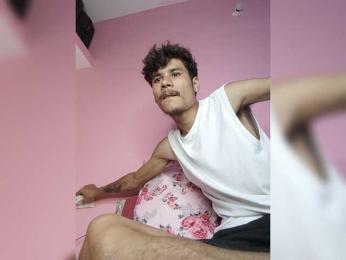Alexa-90 webcam bongacams model stream image