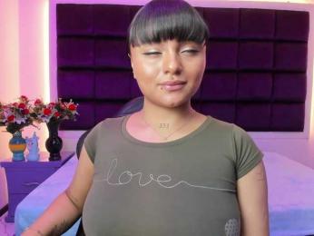 sweelanna webcam bongacams model stream image