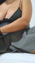 Onlytits_ webcam model stream image