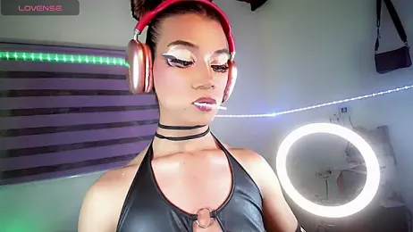 lucyangel_11 webcam model stream image