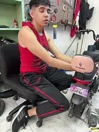 Johan_stick webcam model stream image