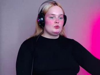 dolled_up_cvnt webcam chaturbate model stream image