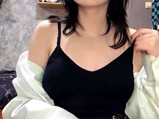 lilarobidoux webcam model stream image