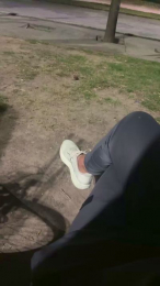 Laoquedad webcam model stream image