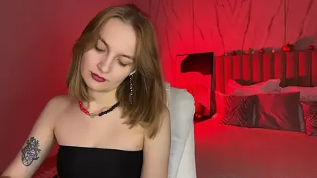 _Vikky_Moon_ webcam stripchat model stream image