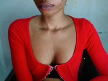 Juicyxpussy webcam model stream image