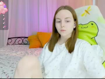 bae_cake_ webcam model stream image