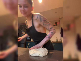 LissaTatt webcam model stream image