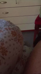 corn104 webcam model stream image