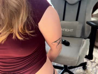 cute_siberian_girl webcam model stream image