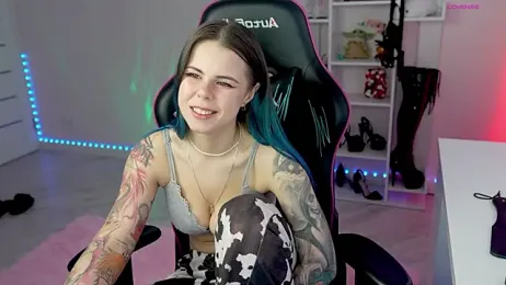 QueenAliceX webcam stripchat model stream image