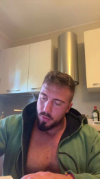 Bigwhitebull webcam model stream image